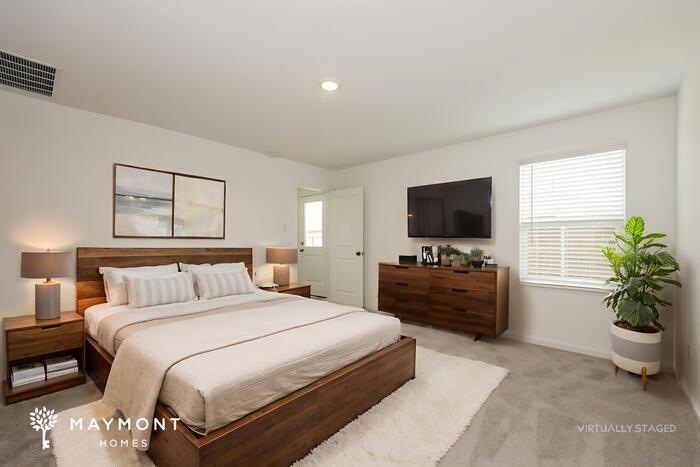 Building Photo - 1027 Birkdale Dr