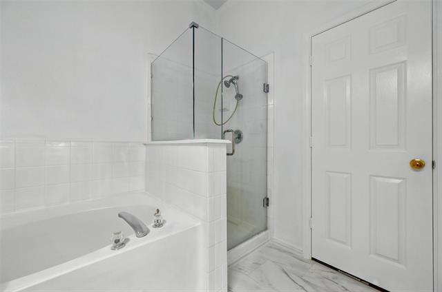 Building Photo - 6609 Adobe Cir
