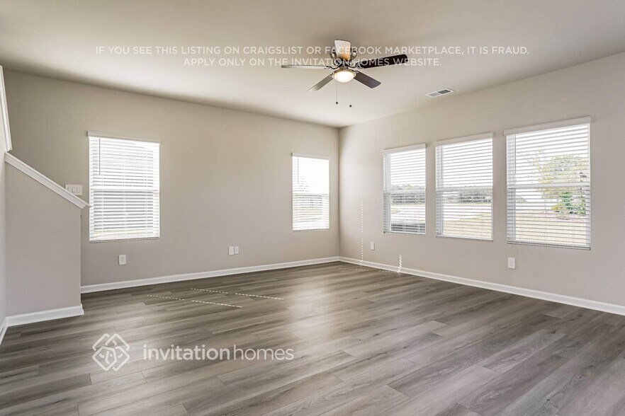 Building Photo - 431 White Birch Ln