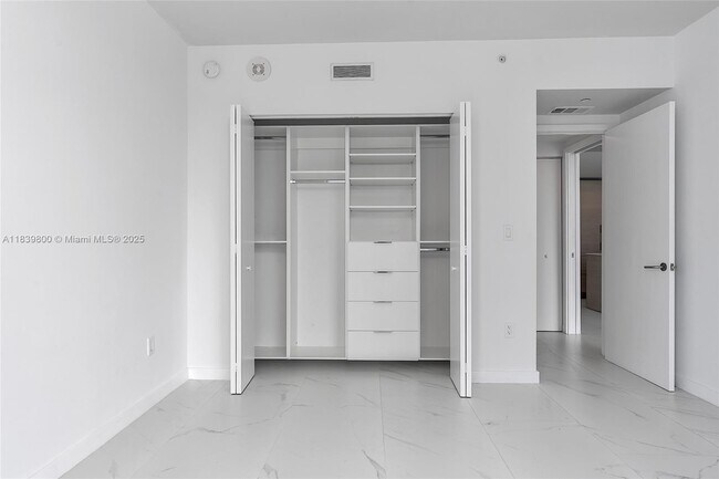 Building Photo - 1300 S Miami Ave