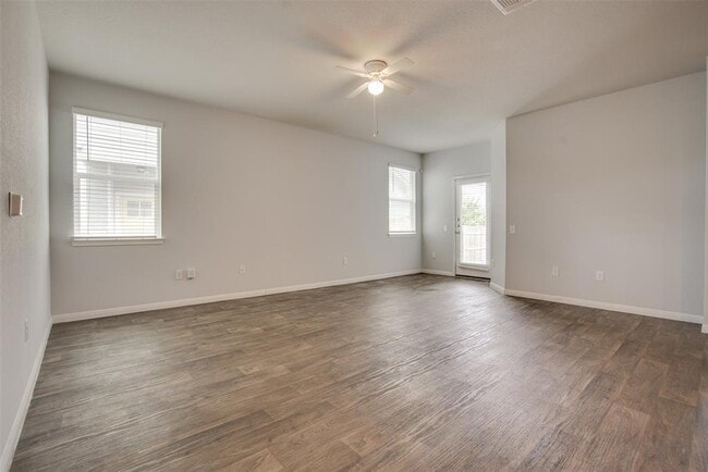 Building Photo - 14222 Handel Dr