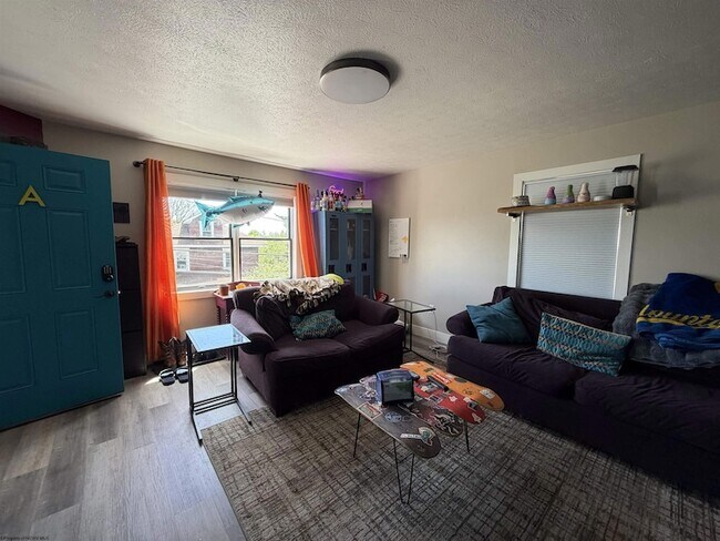 Building Photo - 32 Highland Ave