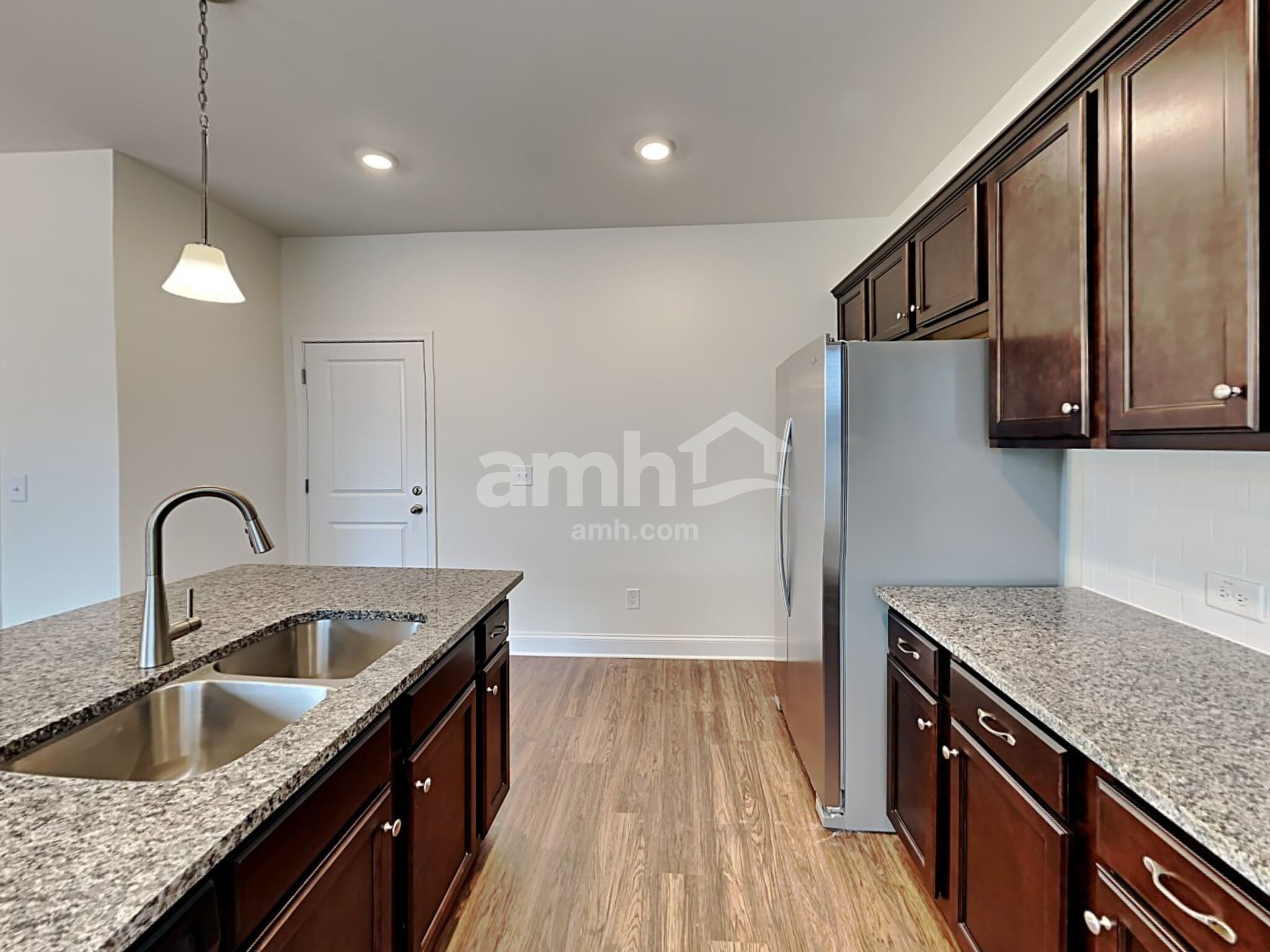 Building Photo - 8106 Brookbend Dr