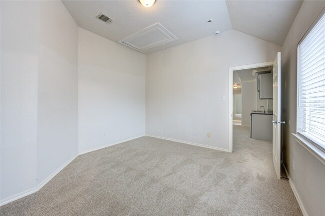 Building Photo - 6727 Patricia Ln