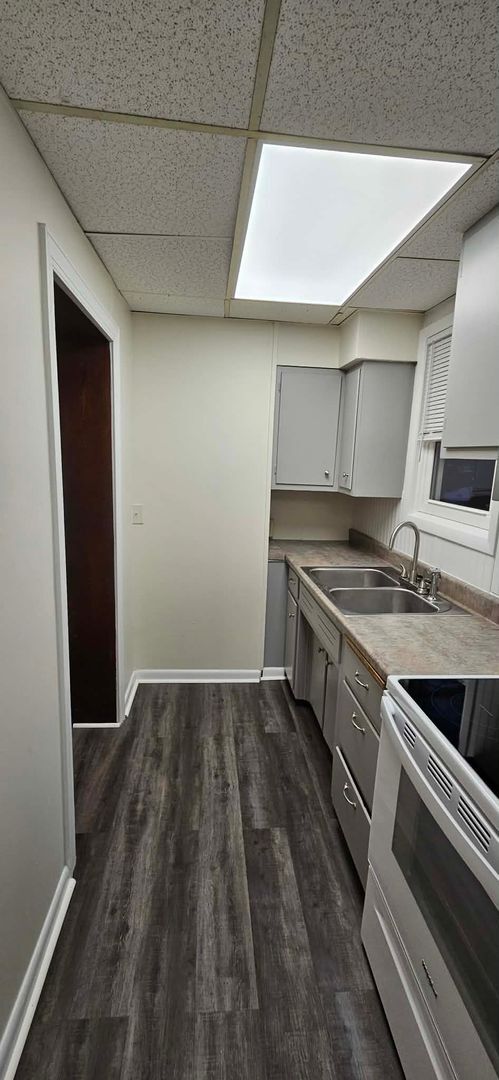 Building Photo - 438 Goethe St