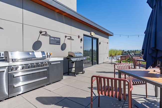 Building Photo - 2407 E Union St