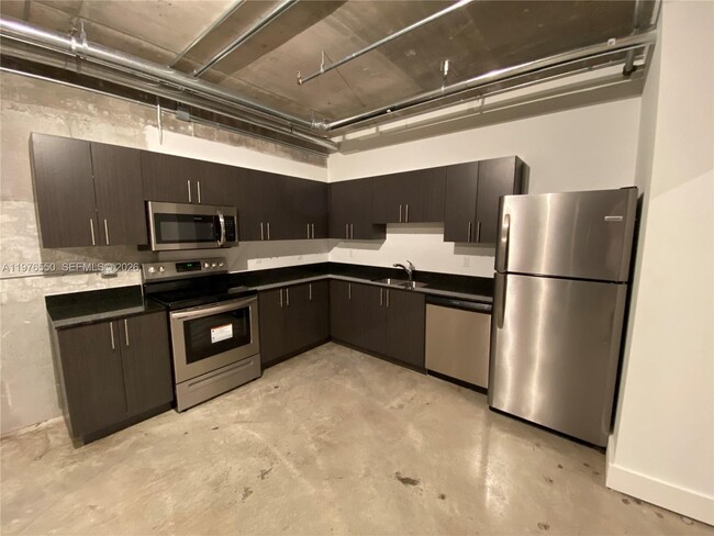 Building Photo - 1749 NE Miami Ct