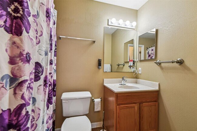 Building Photo - 2822 Mingo Dr