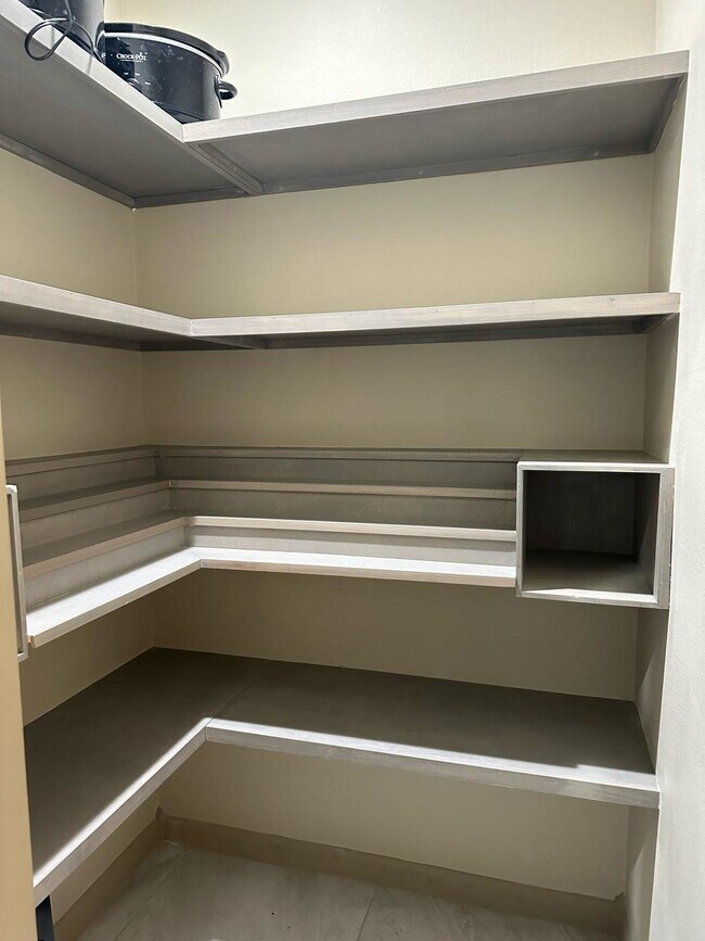 Building Photo - 4101 Blue Quail Rd