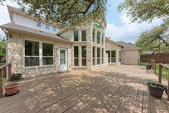 Building Photo - 8105 Endeavor Cir