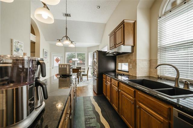 Building Photo - 100 Hearthwood Dr