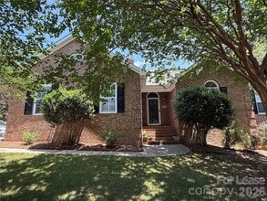 Building Photo - 4370 Fellows Ln