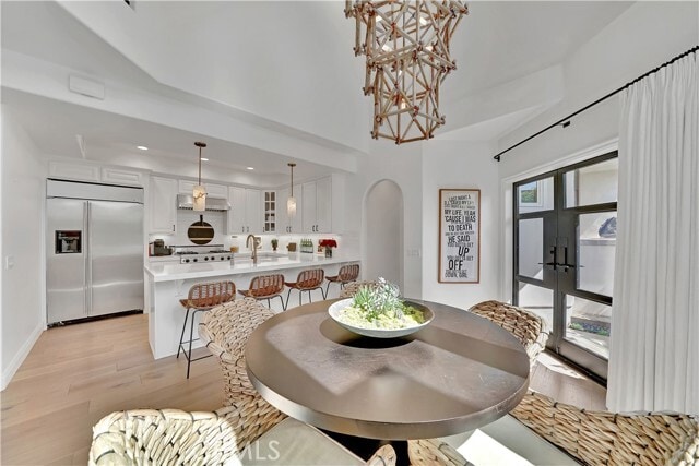 Building Photo - 412 Acacia Ave