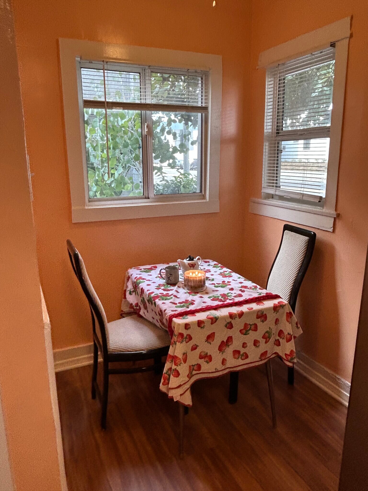 Building Photo - 515 N Garfield Ave