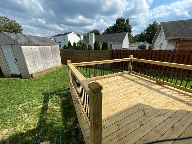 Building Photo - Welcome Home Rent Ready!