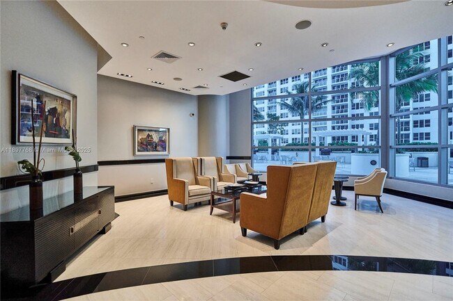 Building Photo - 3101 S Ocean Dr