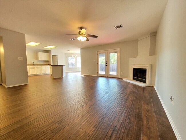 Building Photo - 809 Dogwood Trail