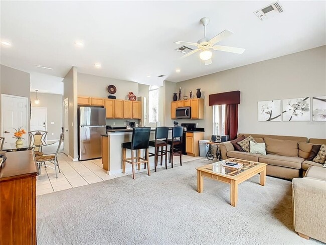 Building Photo - 334 Cadiz Loop