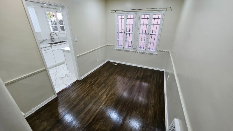 Building Photo - 120 N Gale Dr