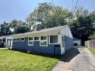 Building Photo - 1324 Clifton Ave