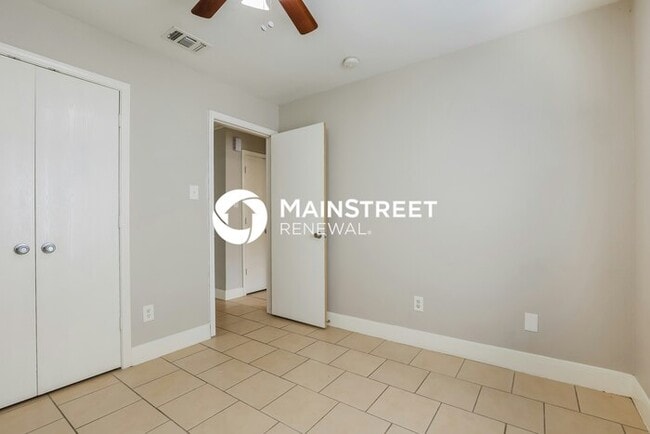 Building Photo - 3 Bedroom Pet-Friendly Home in CONVERSE, T...