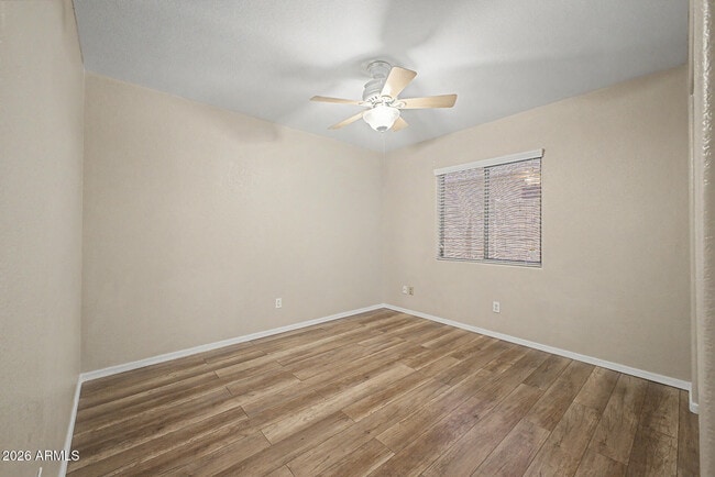 Building Photo - 6602 W Desert Hollow Dr