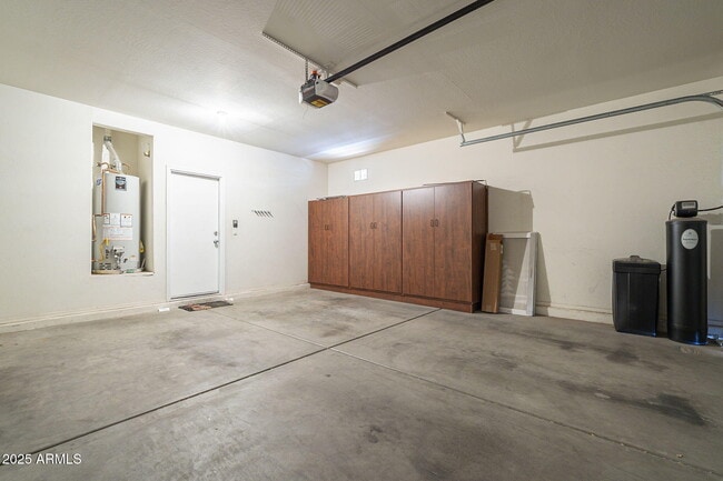 Building Photo - 3484 E Gary Way