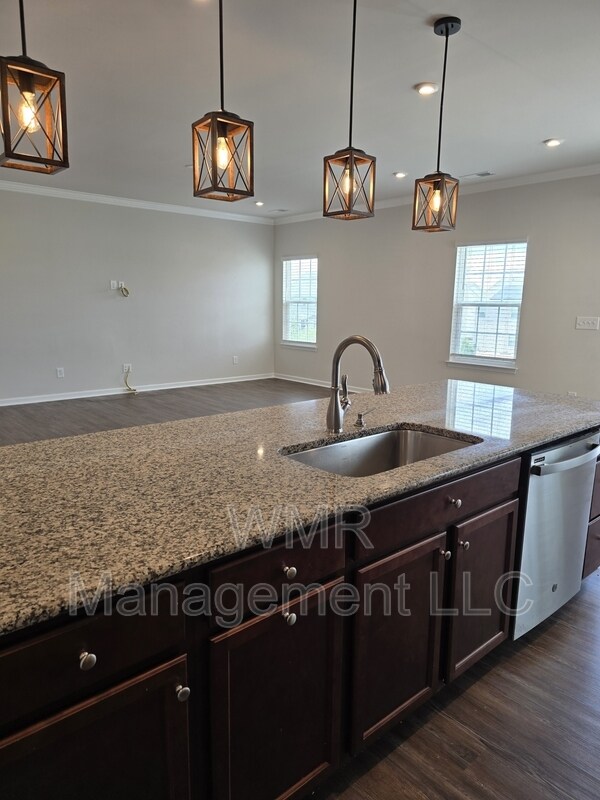 Building Photo - 7270 Waterwheel St SW
