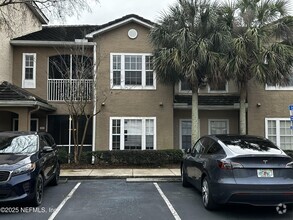 Building Photo - 10075 GATE N Pky