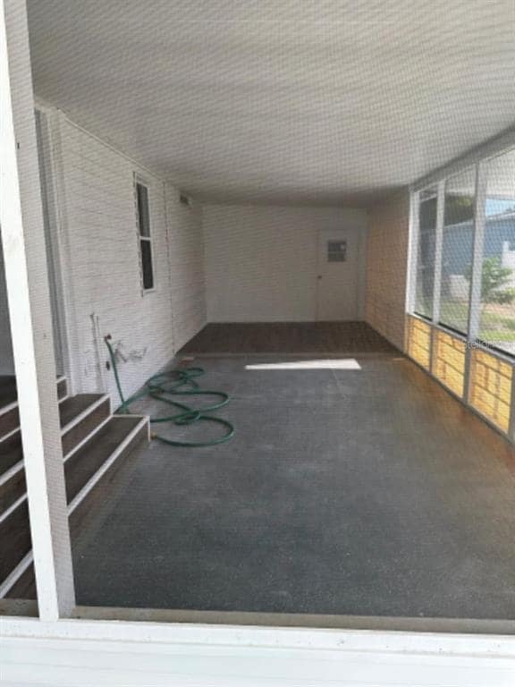 Building Photo - 39638 Sunvalley Dr