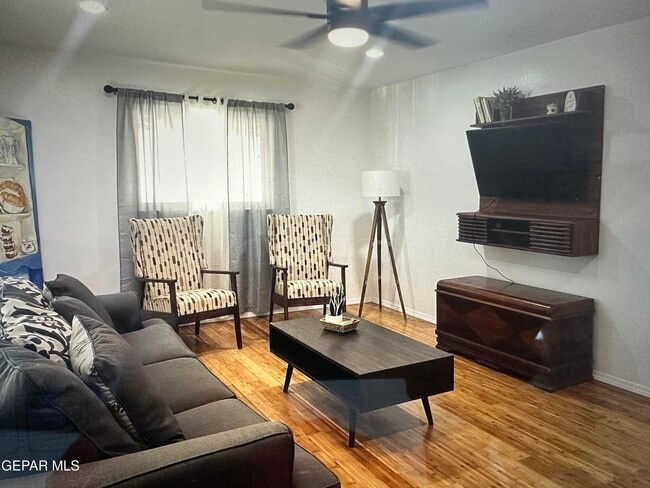 Building Photo - 1202 Caper Rd