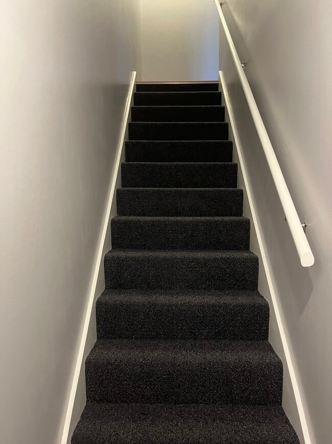 Building Photo - 109 Hopewell Dr