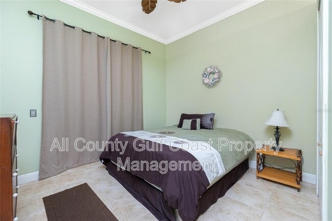 Building Photo - 9017 Hilolo Ln