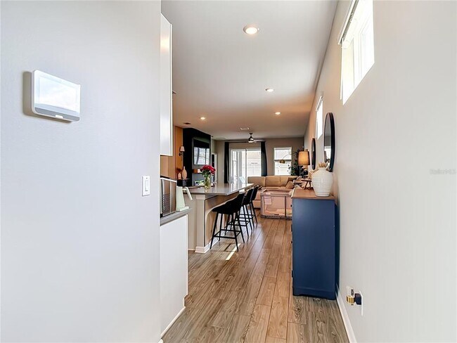 Building Photo - 7531 Ashcroft Dr