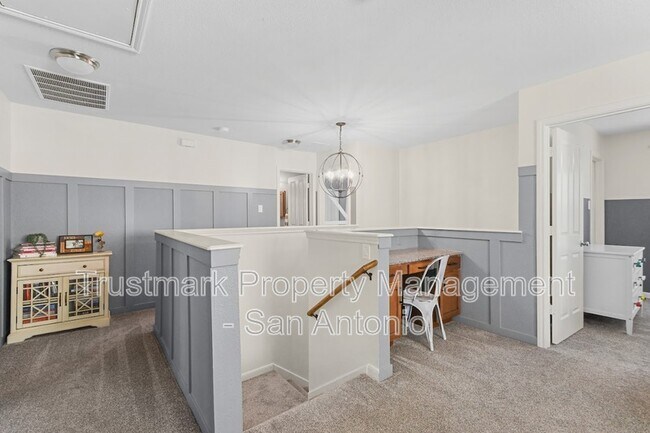Building Photo - 545 Stonebrook Dr