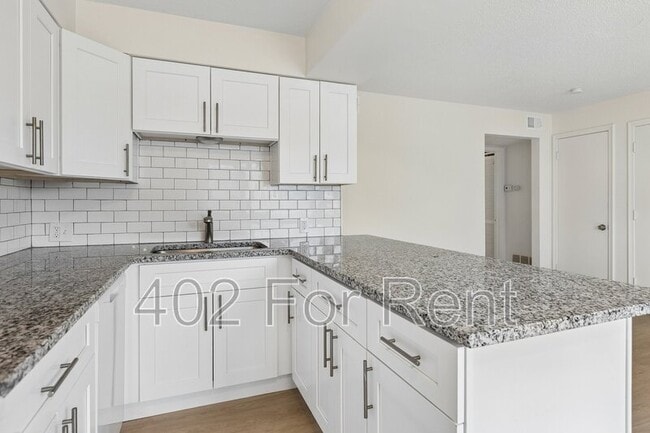 Building Photo - 1056 S 29th St
