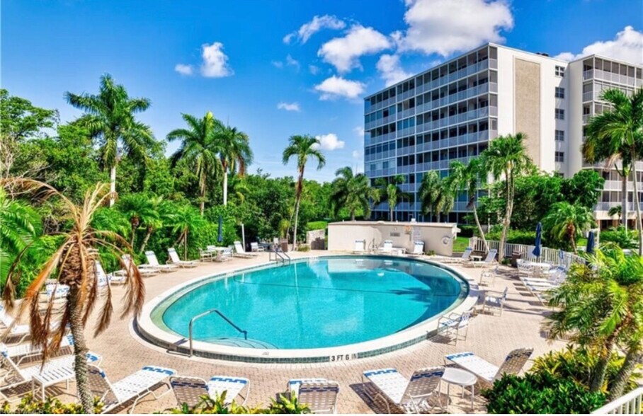 Building Photo - 1 Bluebill Ave