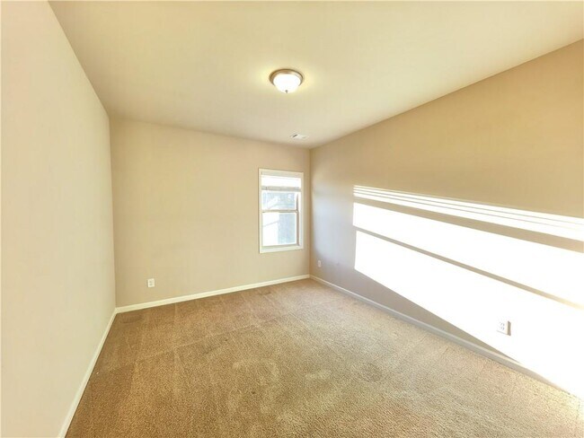 Building Photo - 3068 Ivy Crossing Dr