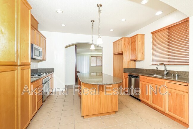 Building Photo - 936 Heartland Dr