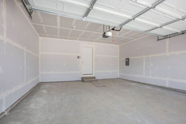 Building Photo - 2644 Blooming Bud Ln