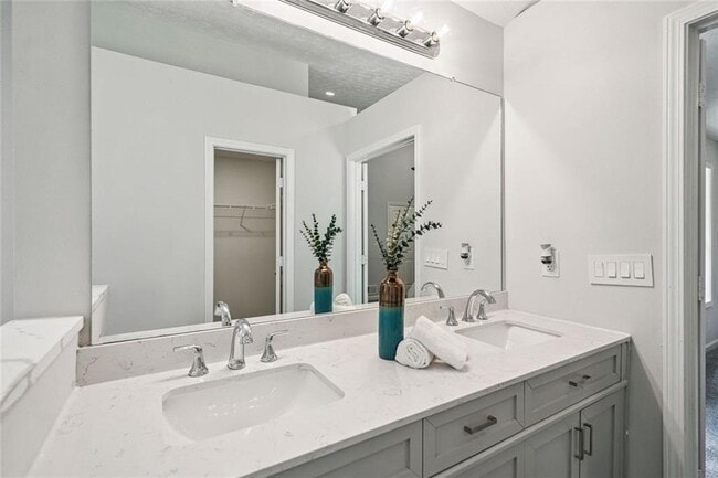 Building Photo - 3840 Pilgrim Mill Rd