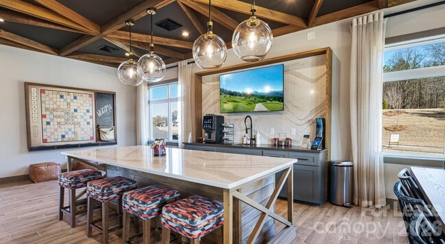 Building Photo - 525 Wayforth Rd NW