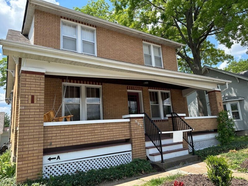 Building Photo - 726 E 5th St