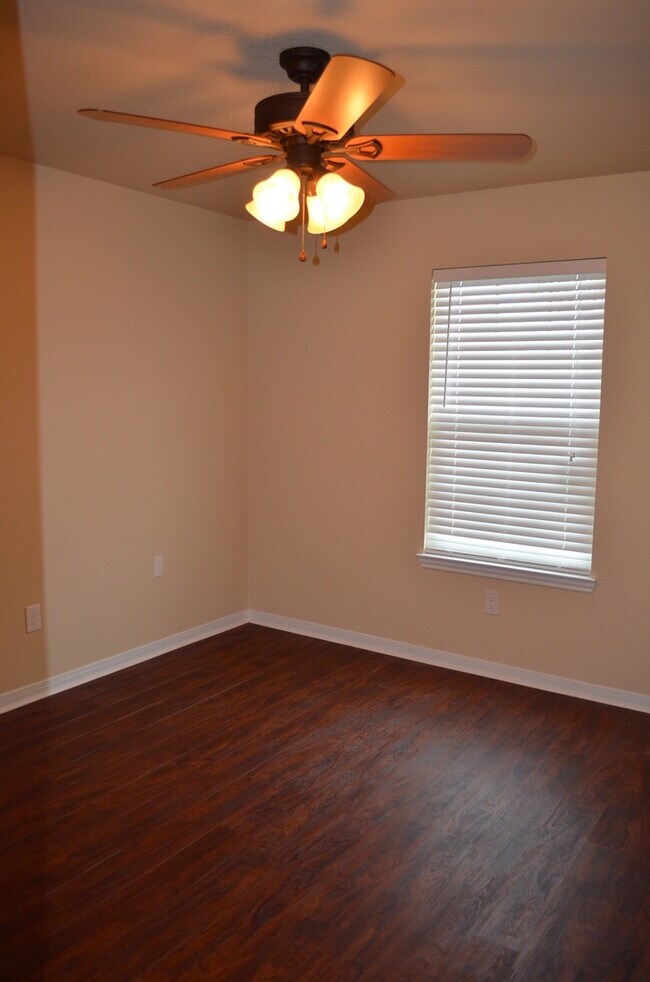 Building Photo - 1802 Tru Trail
