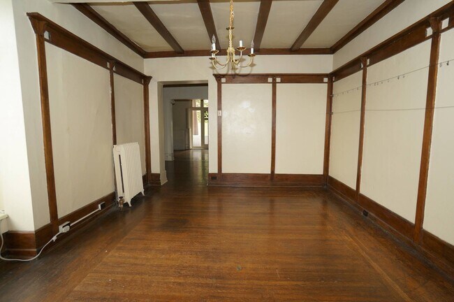 Dining Room - The Old Heidelberg