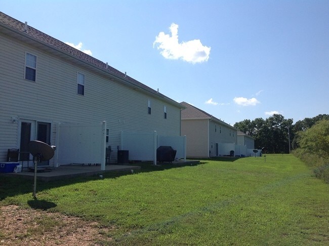 Building Photo - 125-131 Andrews Dr