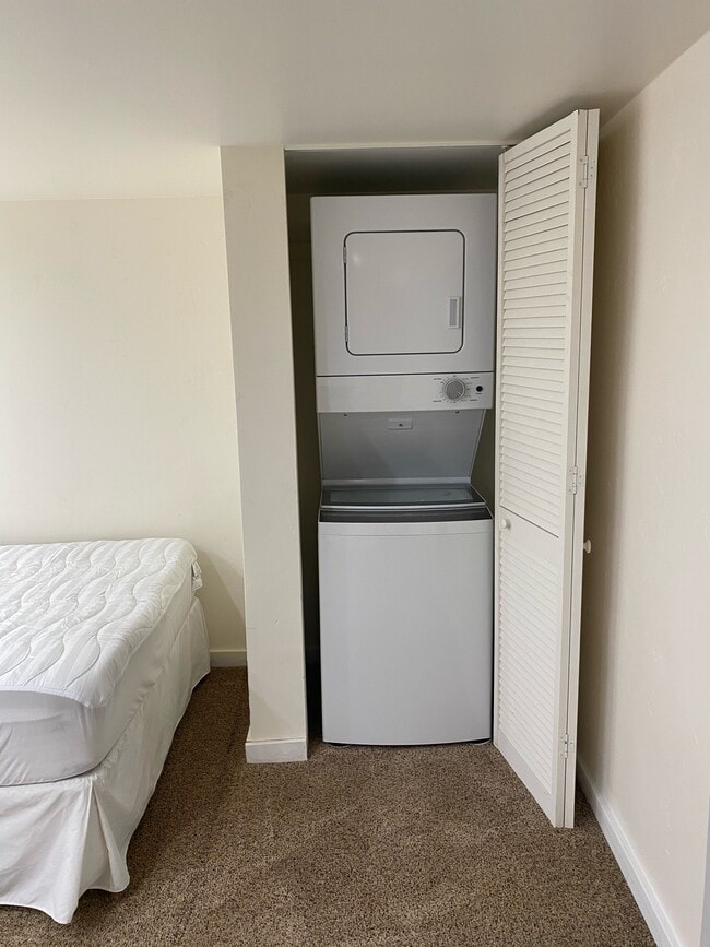 Included washer and dryer - 967 E 1st Ave