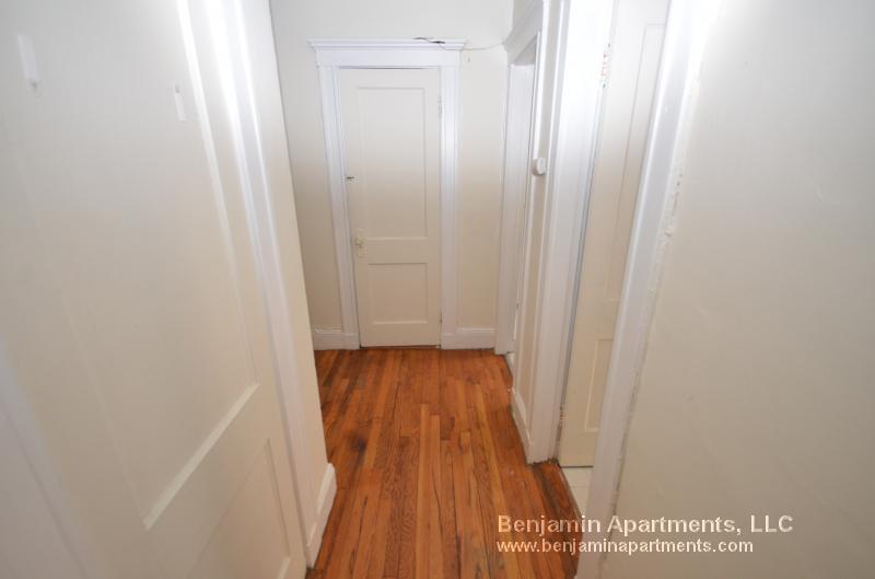 Building Photo - 25 Walbridge St