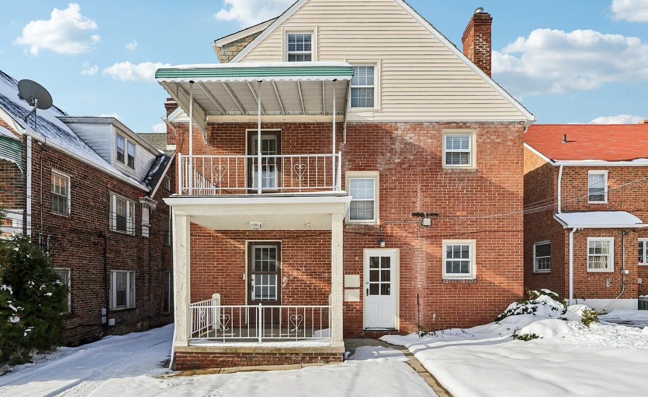 Back View - 3653 Winchell Rd