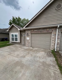 Building Photo - 2707 SE Taurus Ct